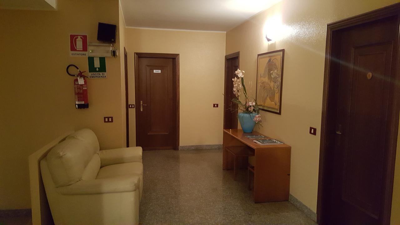 Hotel Ristorante Centrale Vestone Extérieur photo
