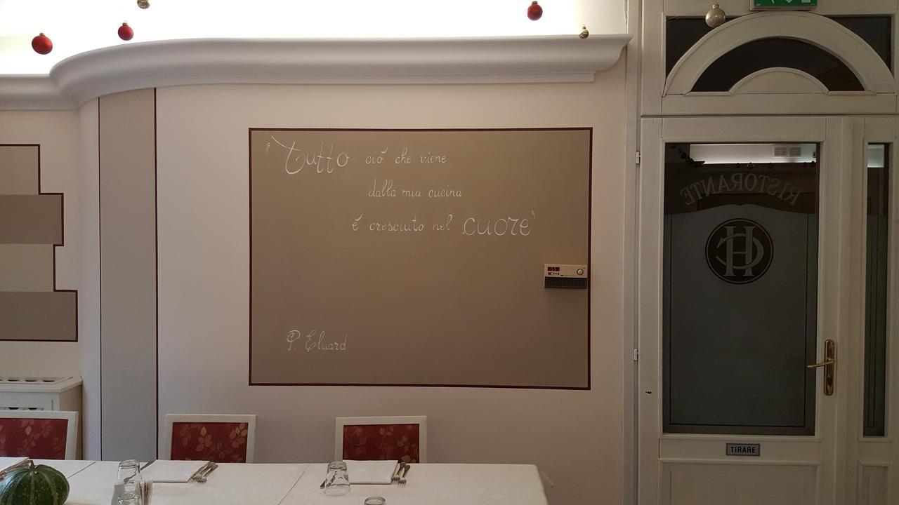 Hotel Ristorante Centrale Vestone Extérieur photo