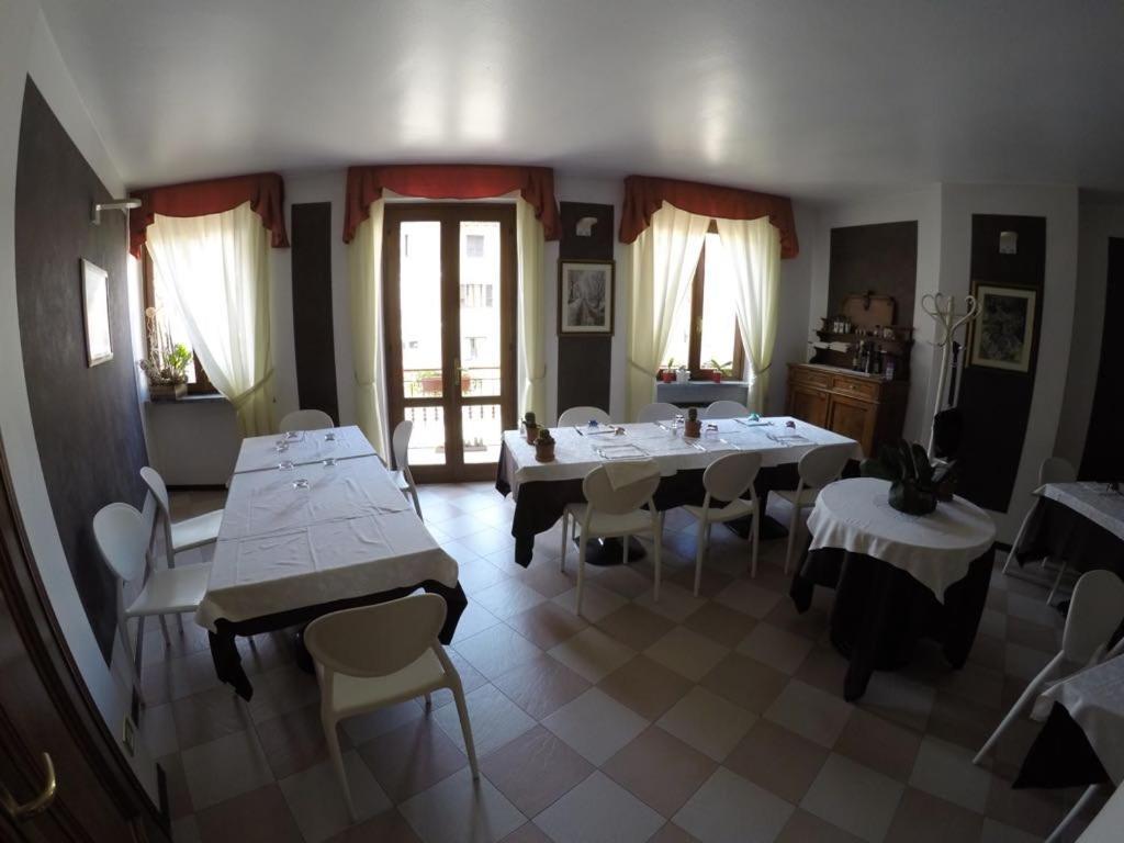 Hotel Ristorante Centrale Vestone Extérieur photo